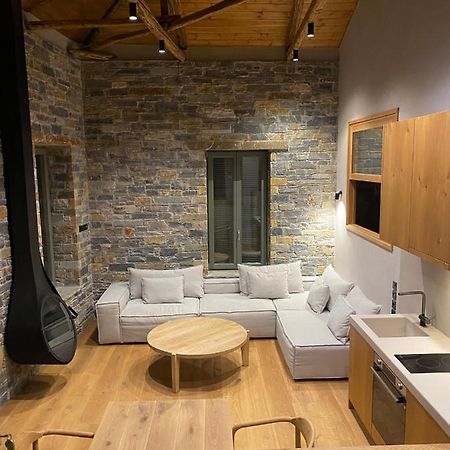 Ej Boutique Suites Milína Eksteriør bilde
