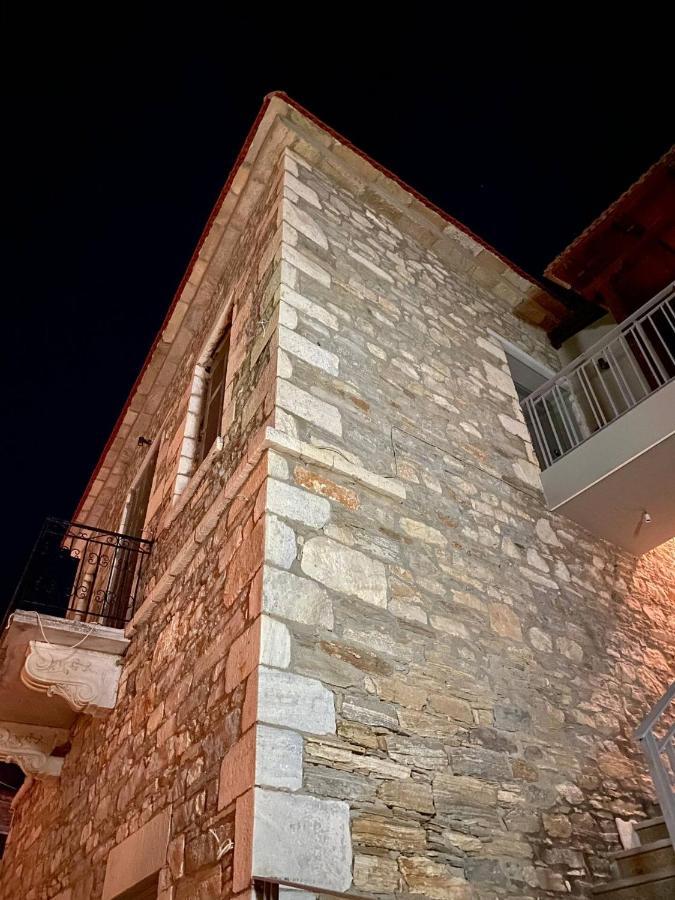 Ej Boutique Suites Milína Eksteriør bilde