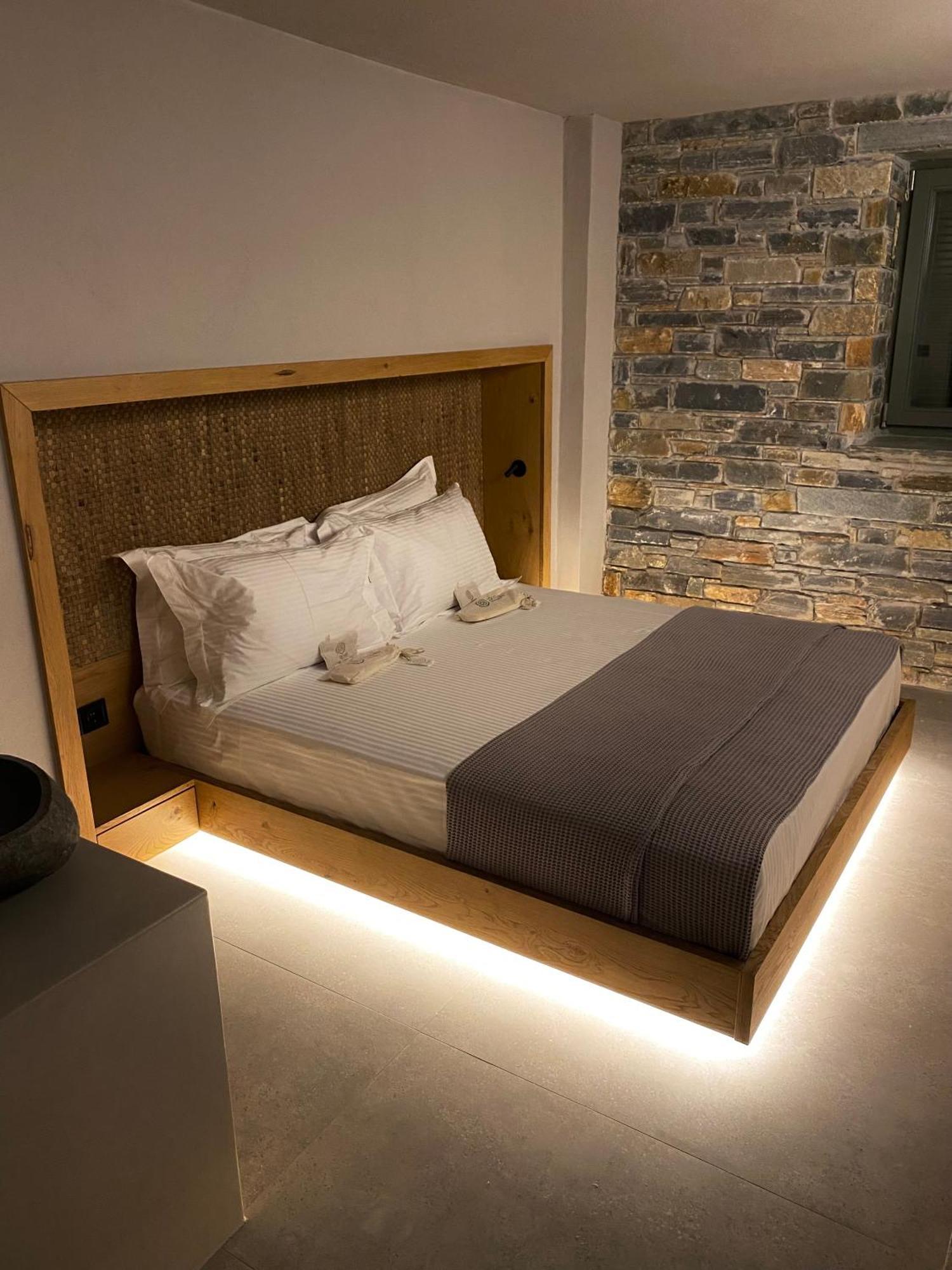 Ej Boutique Suites Milína Eksteriør bilde