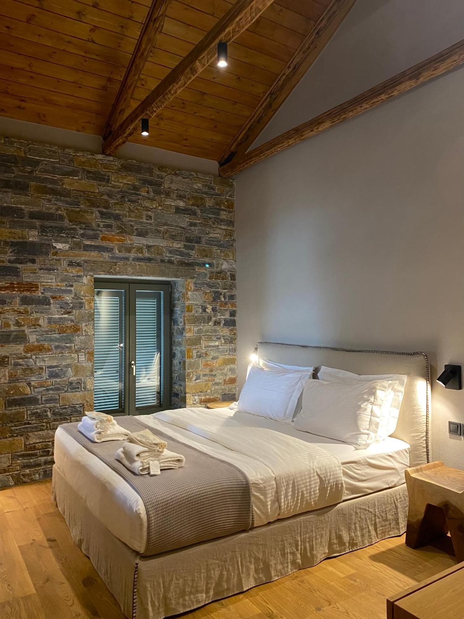 Ej Boutique Suites Milína Eksteriør bilde